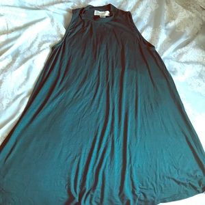 Perfect for the nice weather! NWOT Green Dress 👗